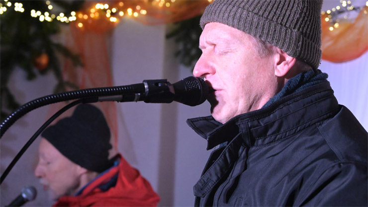 Lebendiger Adventskalender 2025
     in Scharmbeckstotel