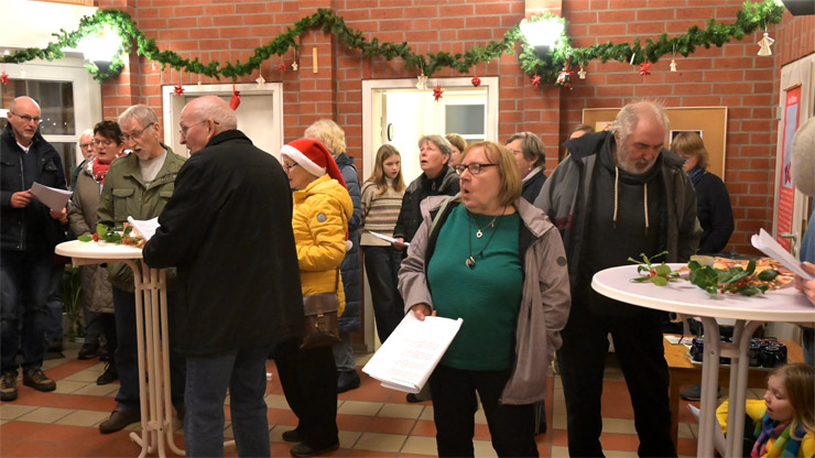 Lebendiger Adventskalender 2025
     in Scharmbeckstotel