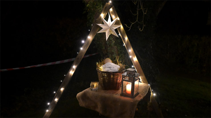 Lebendiger Adventskalender 2025
     in Scharmbeckstotel