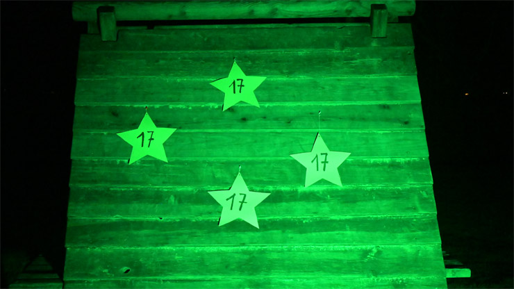 Lebendiger Adventskalender 2025
     in Scharmbeckstotel