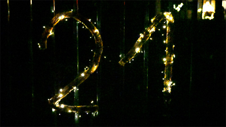 Lebendiger Adventskalender 2025
     in Scharmbeckstotel