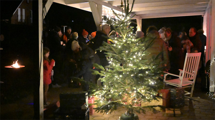 Lebendiger Adventskalender 2025
     in Scharmbeckstotel